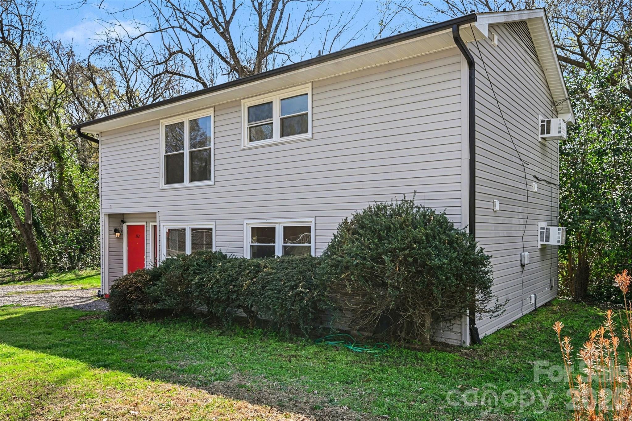 270/272 Spring Street SW Concord NC 28025