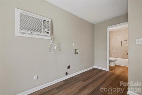 270/272 Spring Street SW Concord NC 28025
