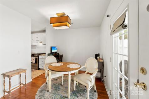 2836 Huntingtowne Farms Lane Charlotte NC 28210