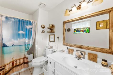 2836 Huntingtowne Farms Lane Charlotte NC 28210