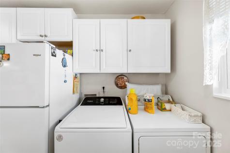 2836 Huntingtowne Farms Lane Charlotte NC 28210