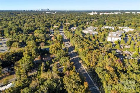 2836 Huntingtowne Farms Lane Charlotte NC 28210