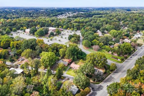 2836 Huntingtowne Farms Lane Charlotte NC 28210