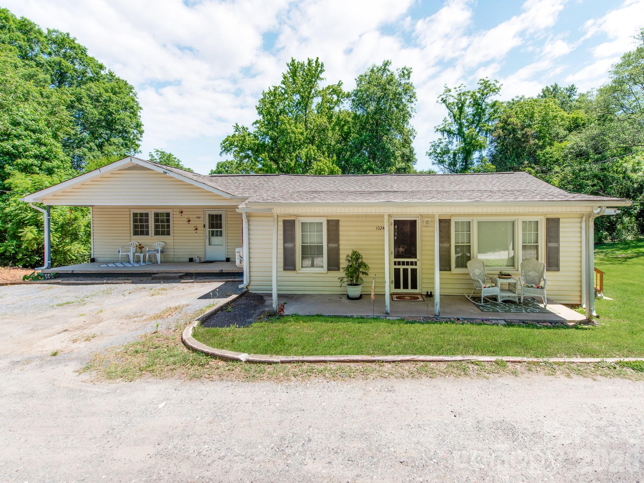102 Lanier Street Mount Holly NC 28120