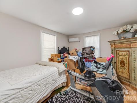 102 Lanier Street Mount Holly NC 28120