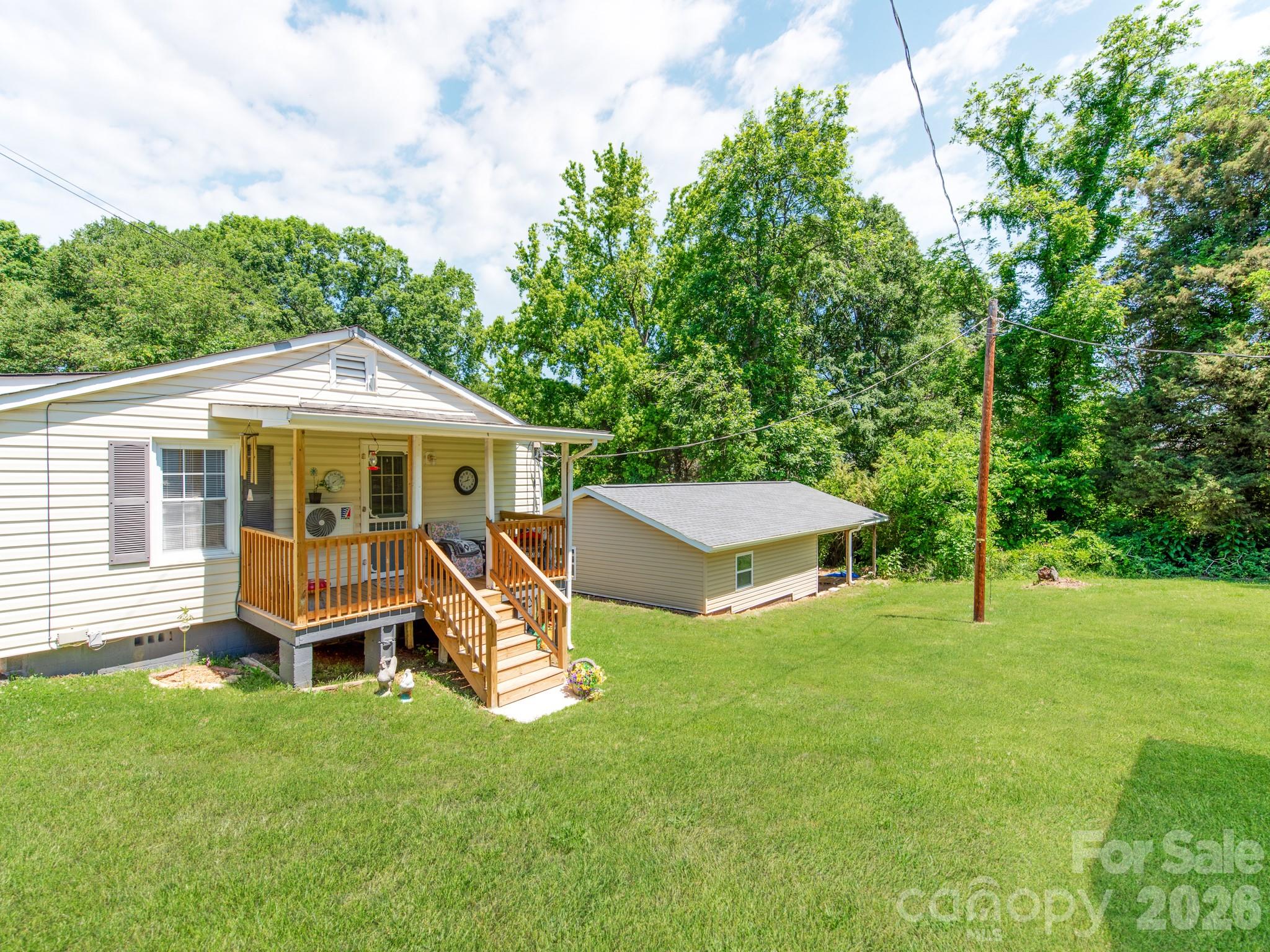 102 Lanier Street Mount Holly NC 28120