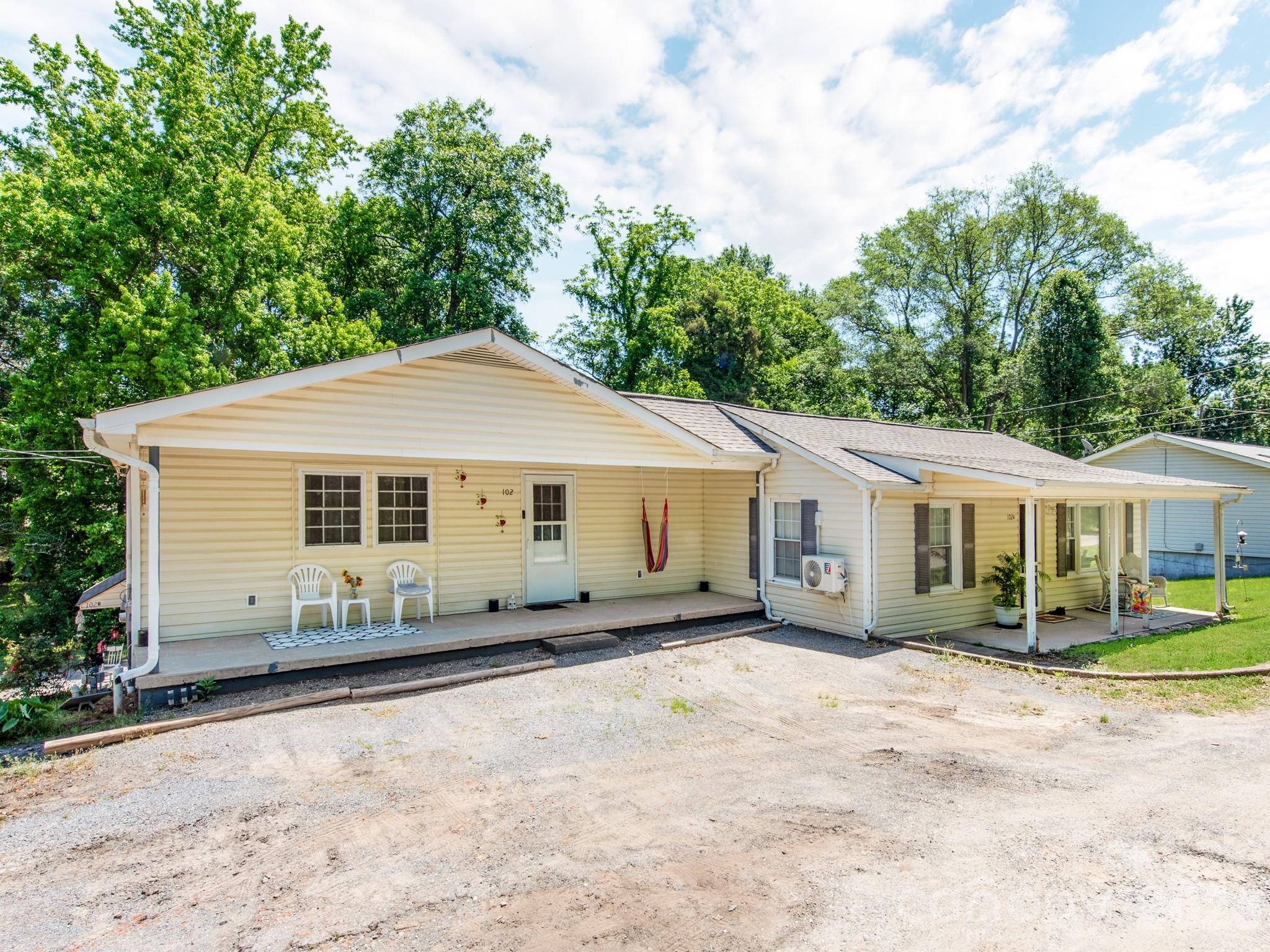 102 Lanier Street Mount Holly NC 28120