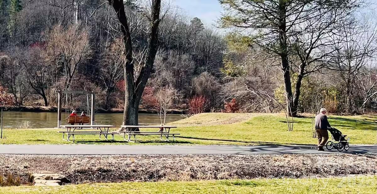 1057, 1061, 1063 Riverside Drive Asheville NC 28804
