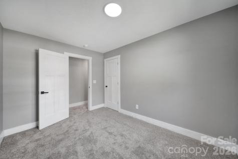 108-110 Carpenter Street Lincolnton NC 28092