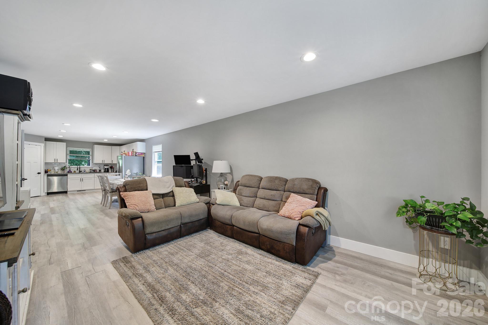 108-110 Carpenter Street Lincolnton NC 28092