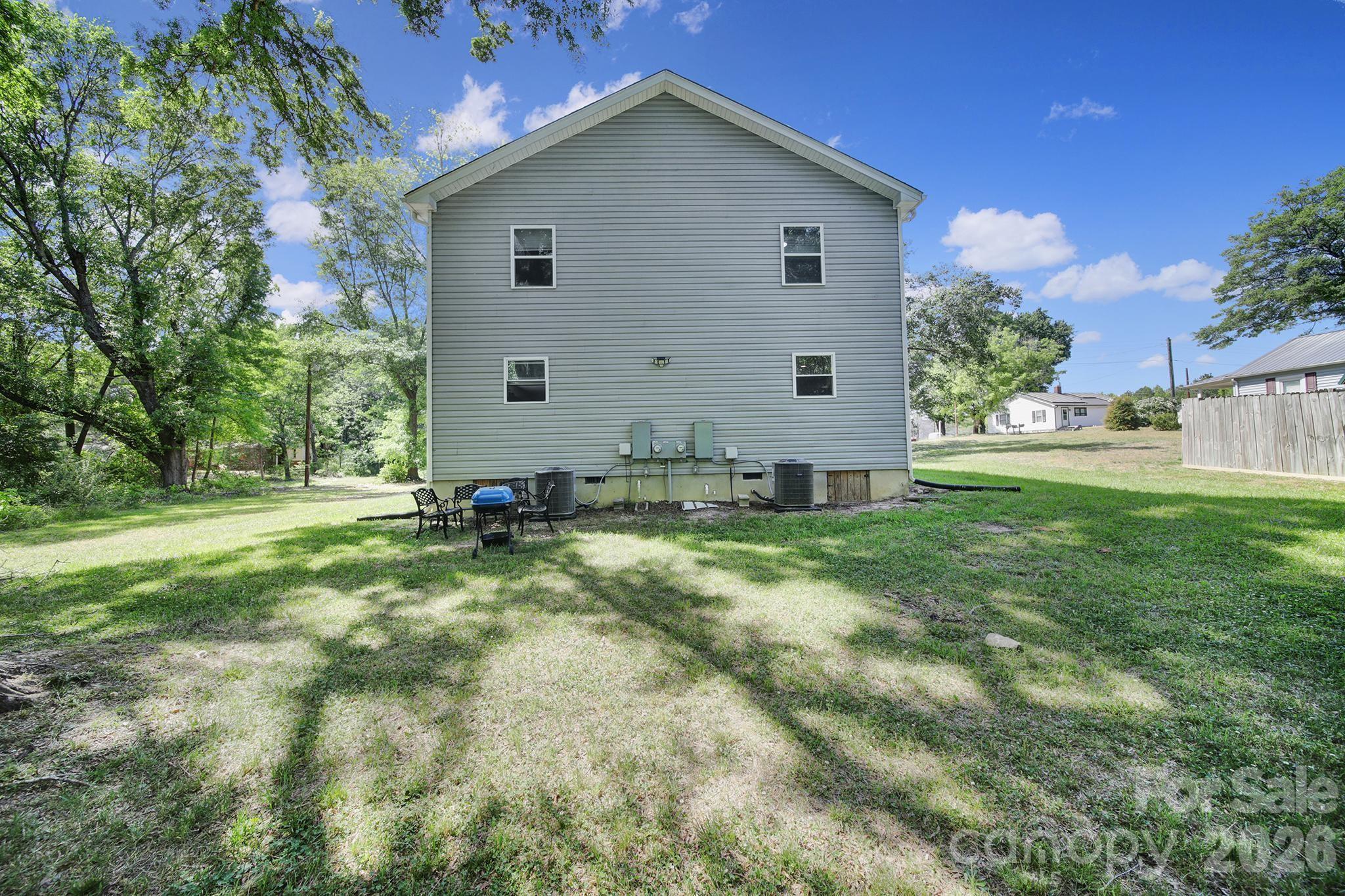 108-110 Carpenter Street Lincolnton NC 28092
