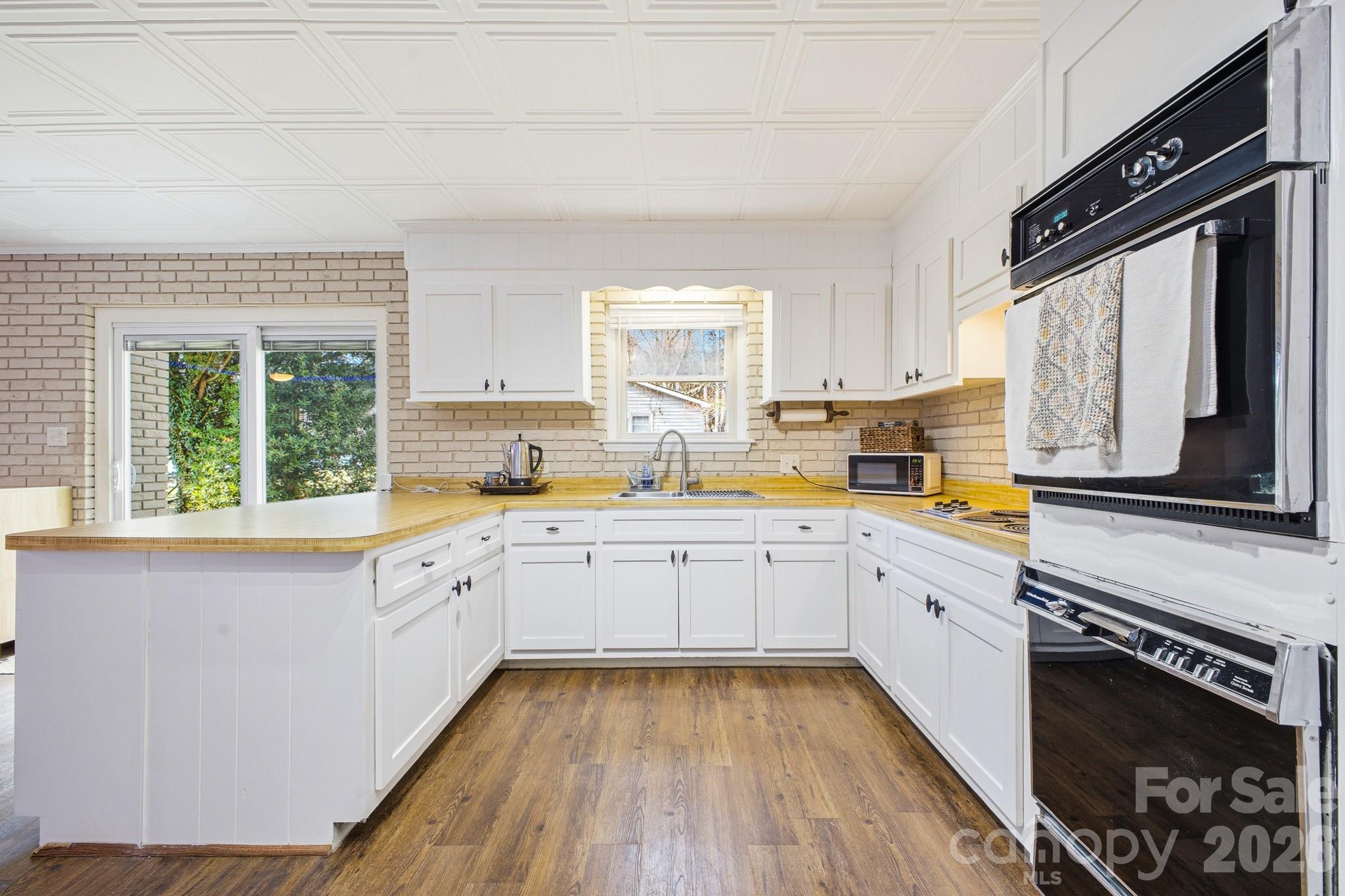 65 Westend Circle Waynesville NC 28785