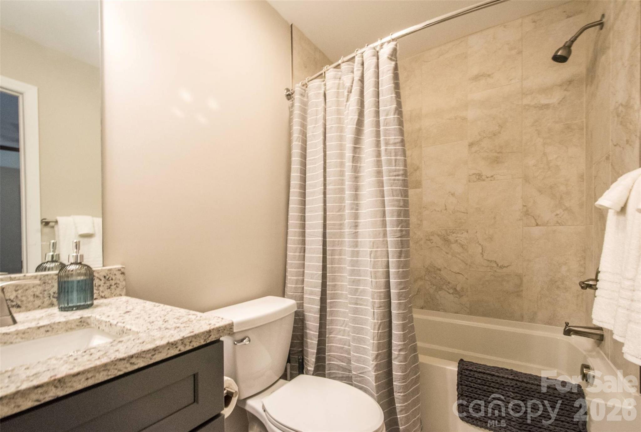 308/312 Jenna Clare Lane Asheville NC 28805