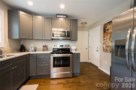 308/312 Jenna Clare Lane Asheville NC 28803