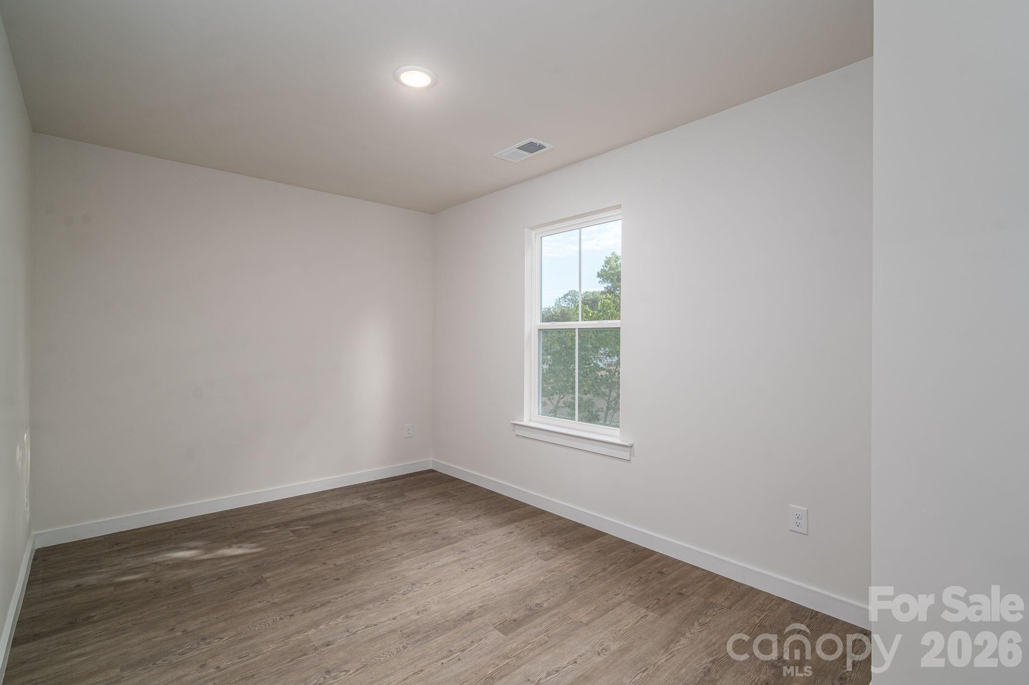 504 12th Avenue NE Hickory NC 28601