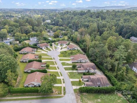 14 Cornerstone Way Hendersonville NC 28791