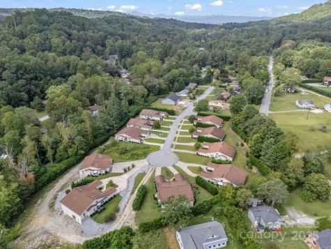 14 Cornerstone Way Hendersonville NC 28791