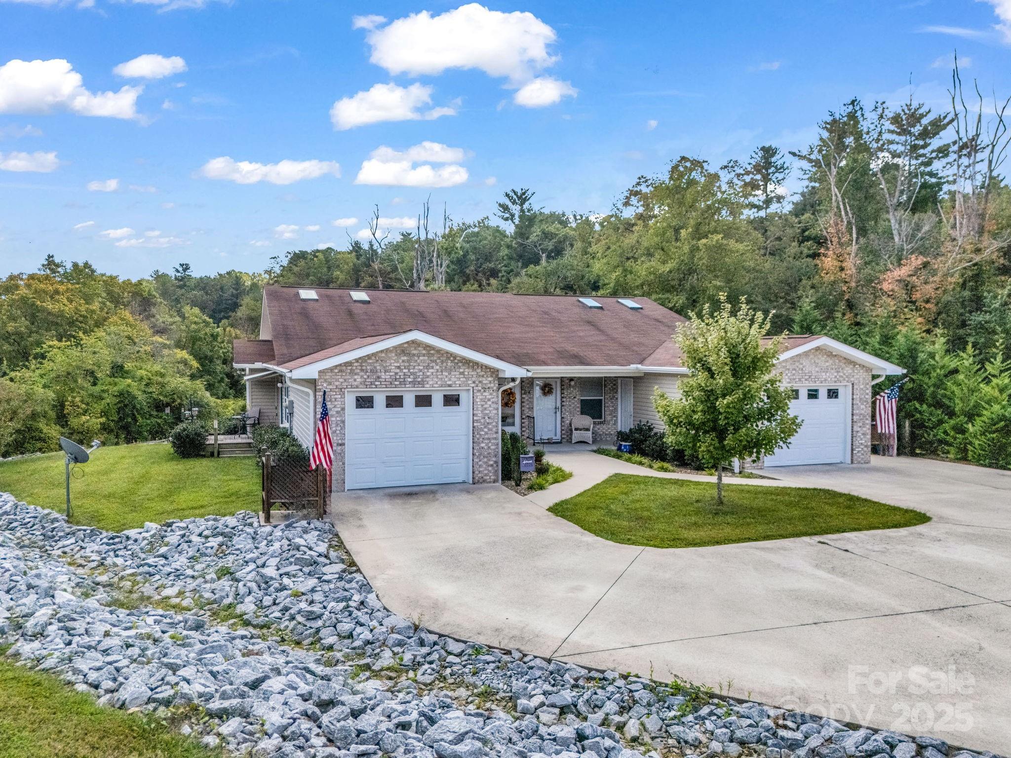 14 Cornerstone Way Hendersonville NC 28791