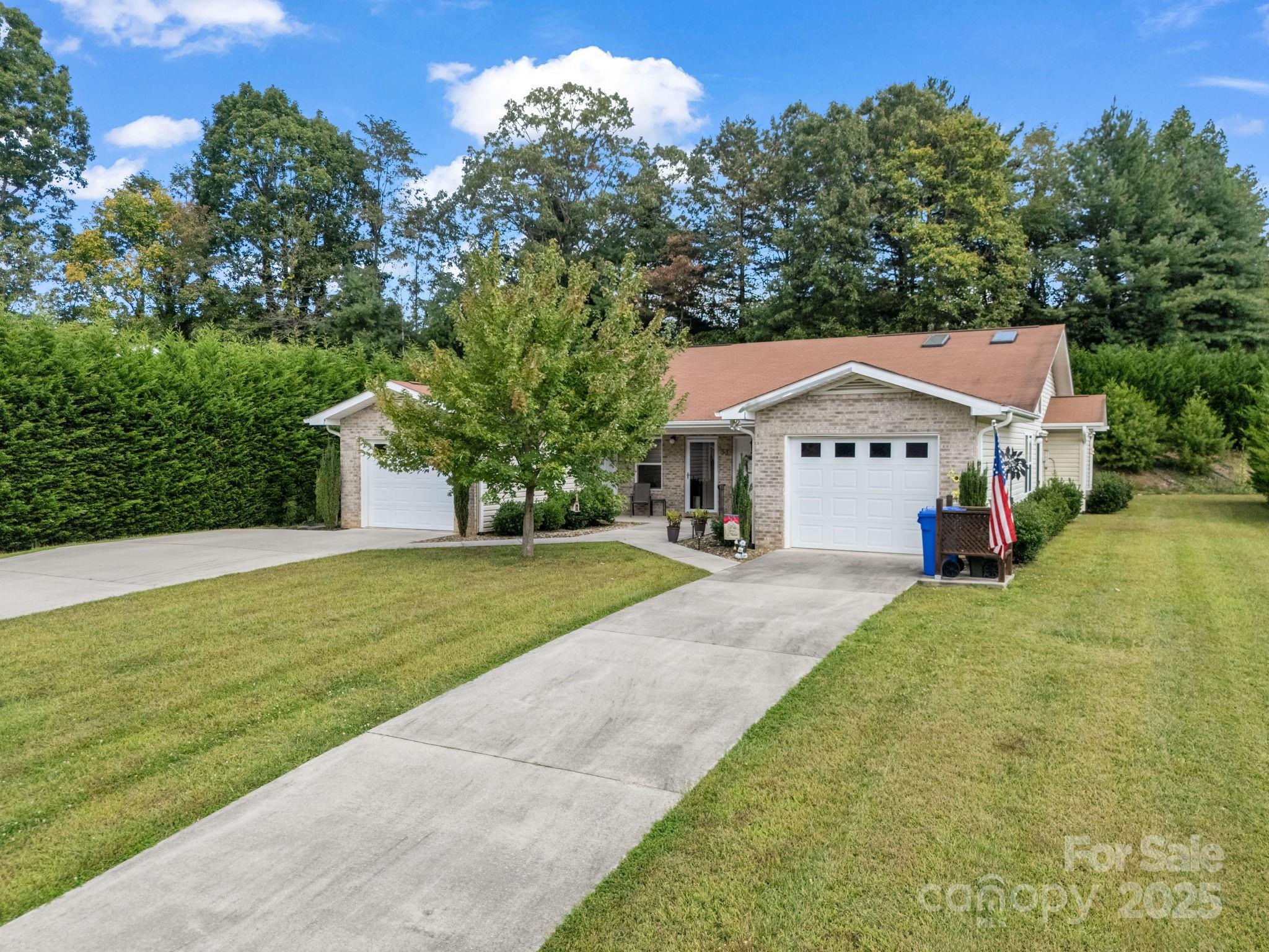 14 Cornerstone Way Hendersonville NC 28791
