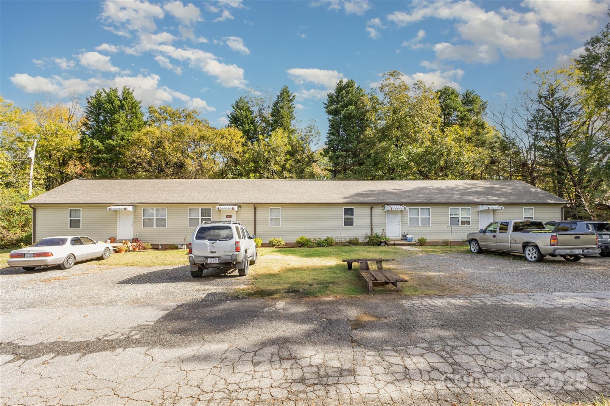 2081 N Whisnant Avenue Newton NC 28658