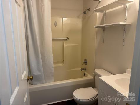 2081 N Whisnant Avenue Newton NC 28658