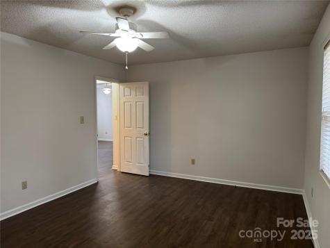 2081 N Whisnant Avenue Newton NC 28658