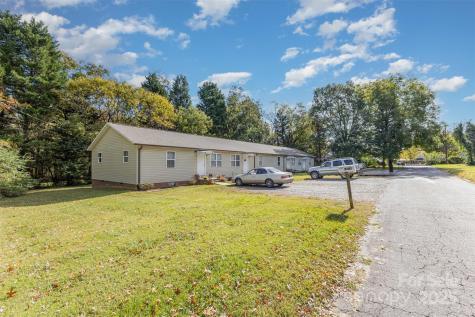 2081 N Whisnant Avenue Newton NC 28658