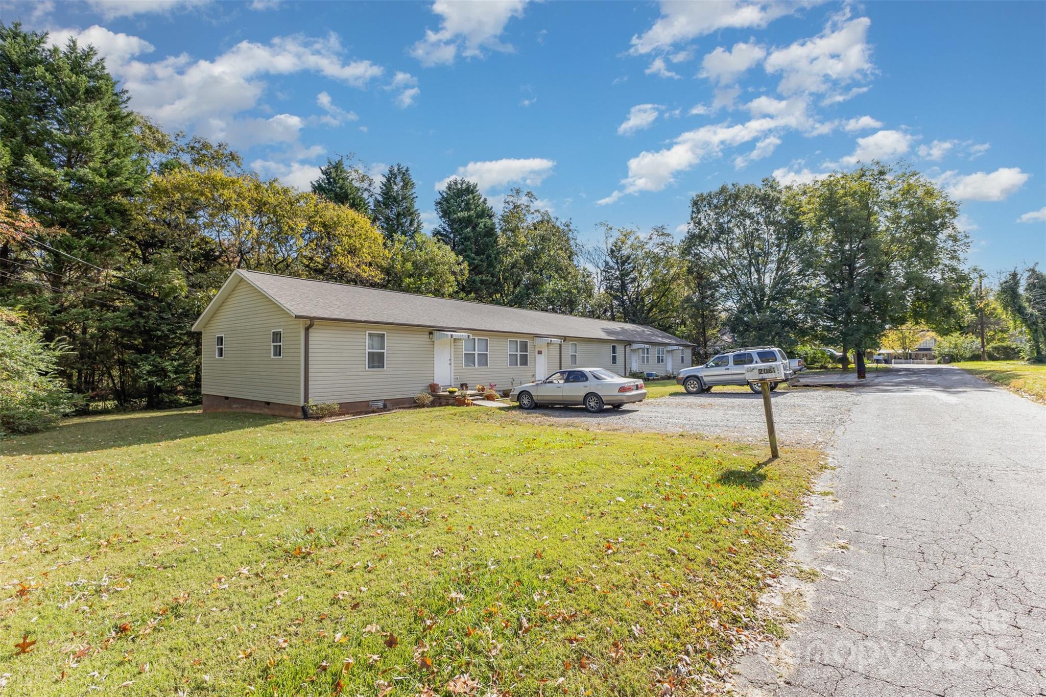2081 N Whisnant Avenue Newton NC 28658