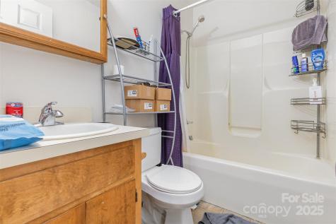 2081 N Whisnant Avenue Newton NC 28658