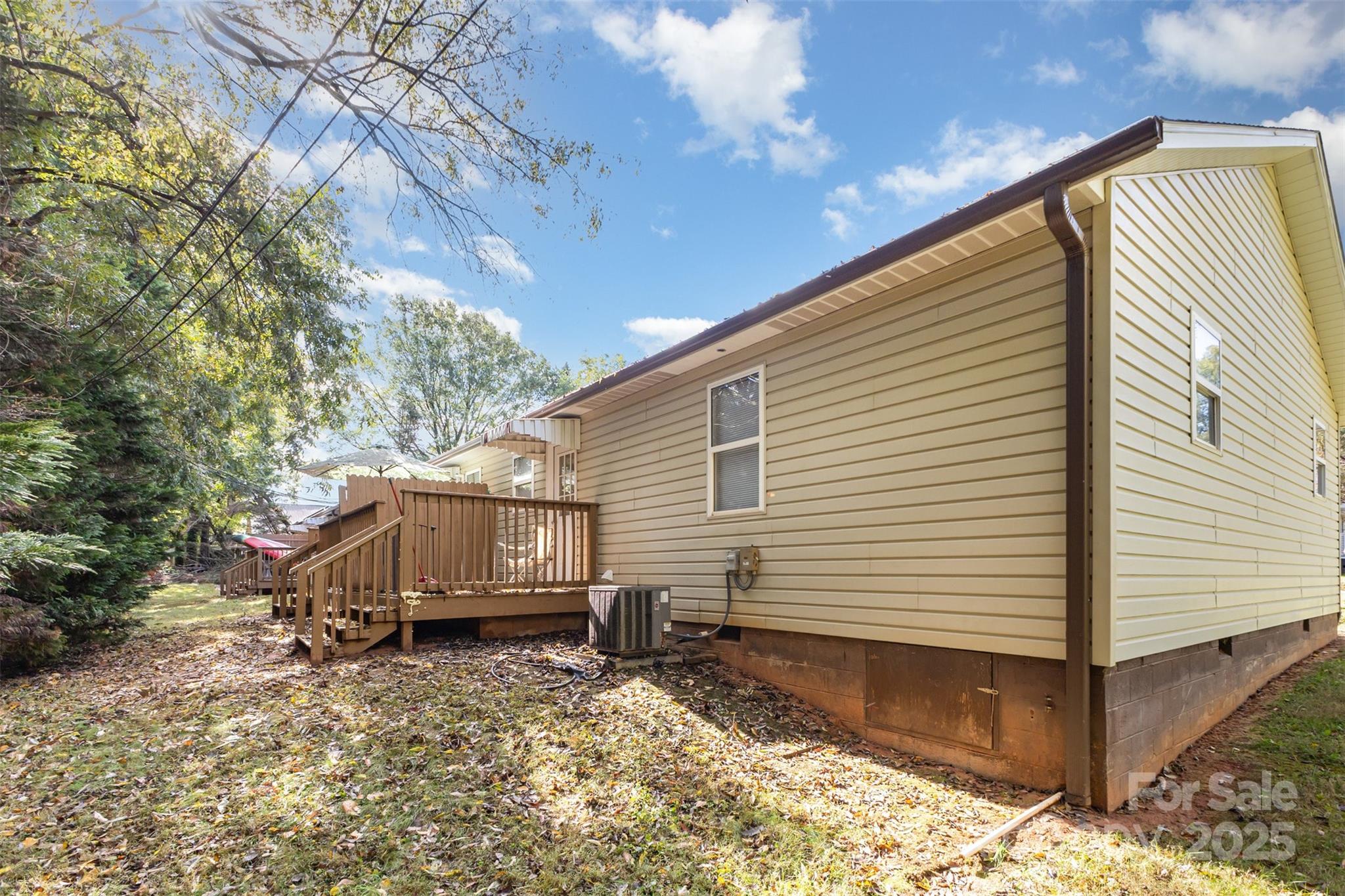 2081 N Whisnant Avenue Newton NC 28658