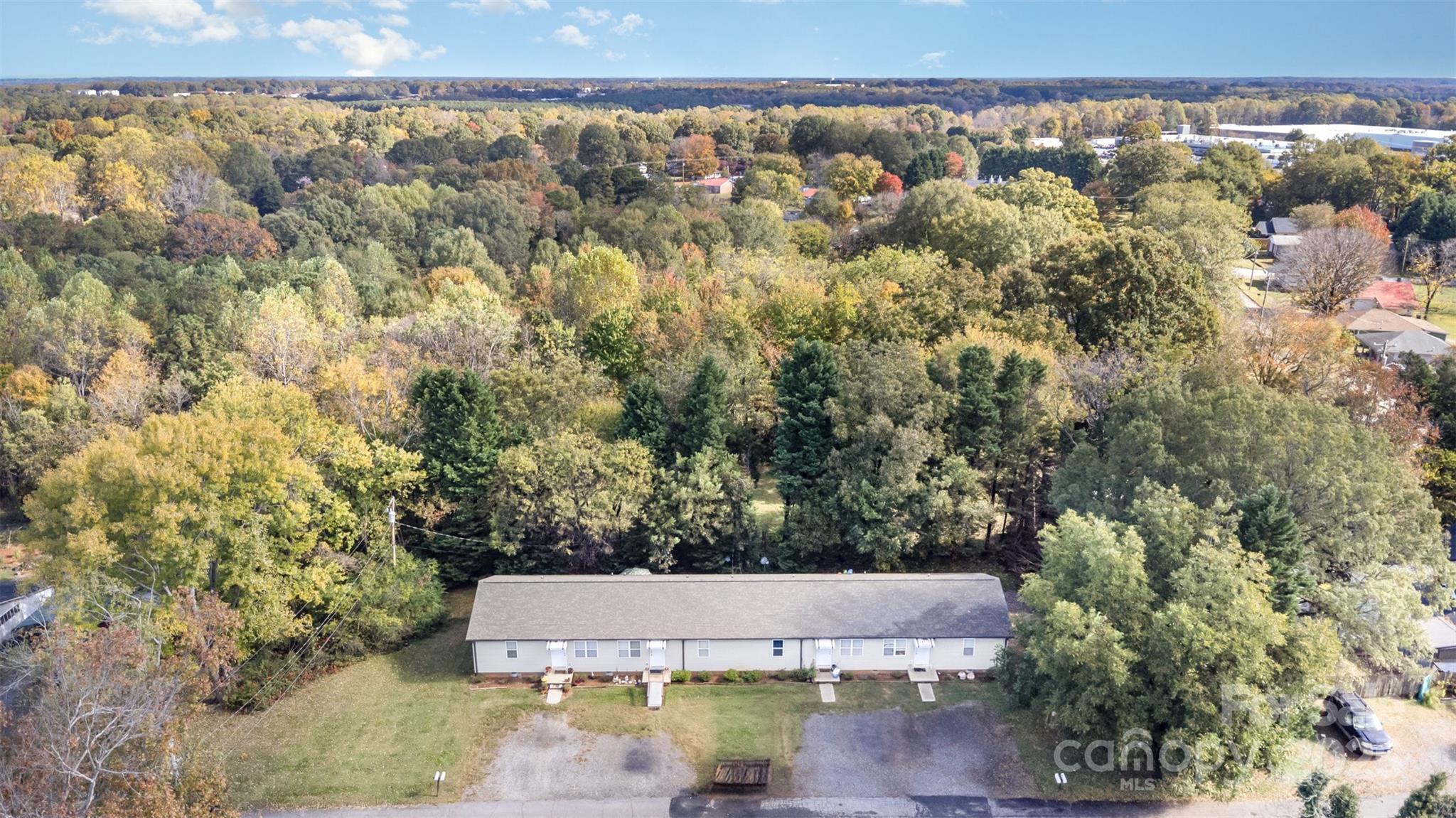 2081 N Whisnant Avenue Newton NC 28658