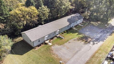 2081 N Whisnant Avenue Newton NC 28658