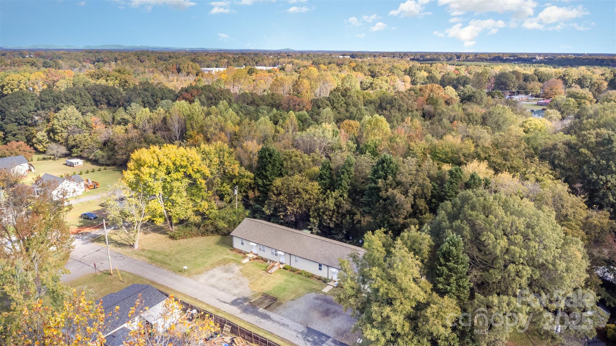 2081 N Whisnant Avenue Newton NC 28658