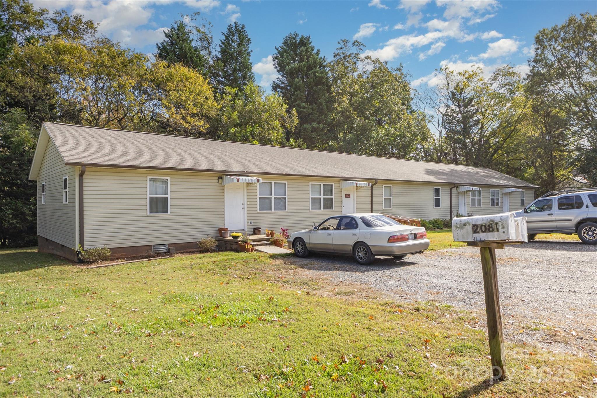 2081 N Whisnant Avenue Newton NC 28658