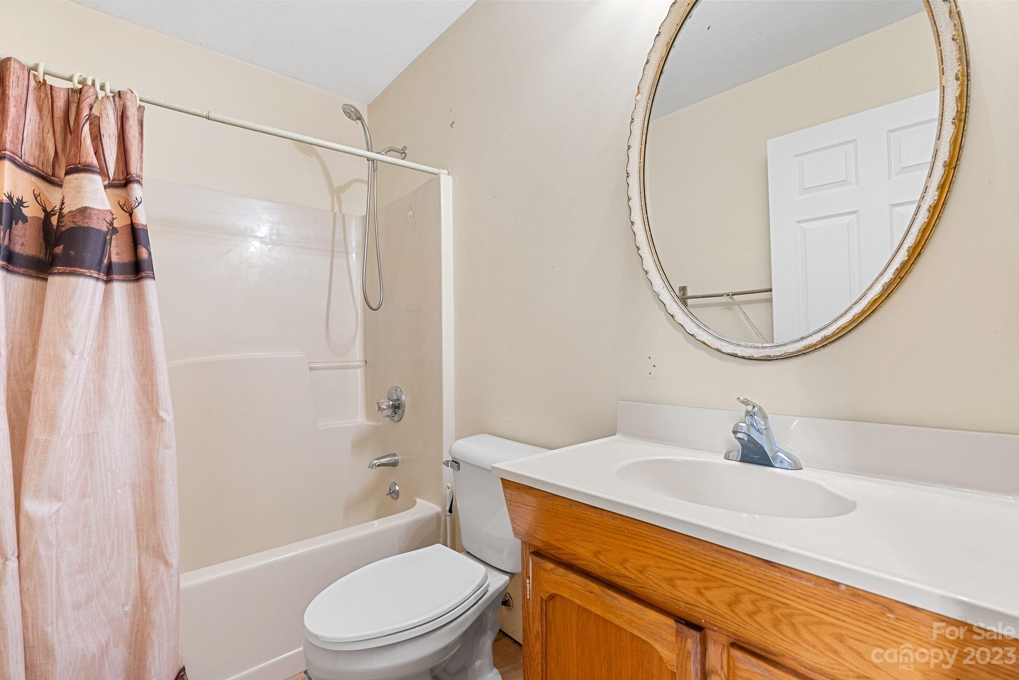 88 Long Ridge Road Candler NC 28715