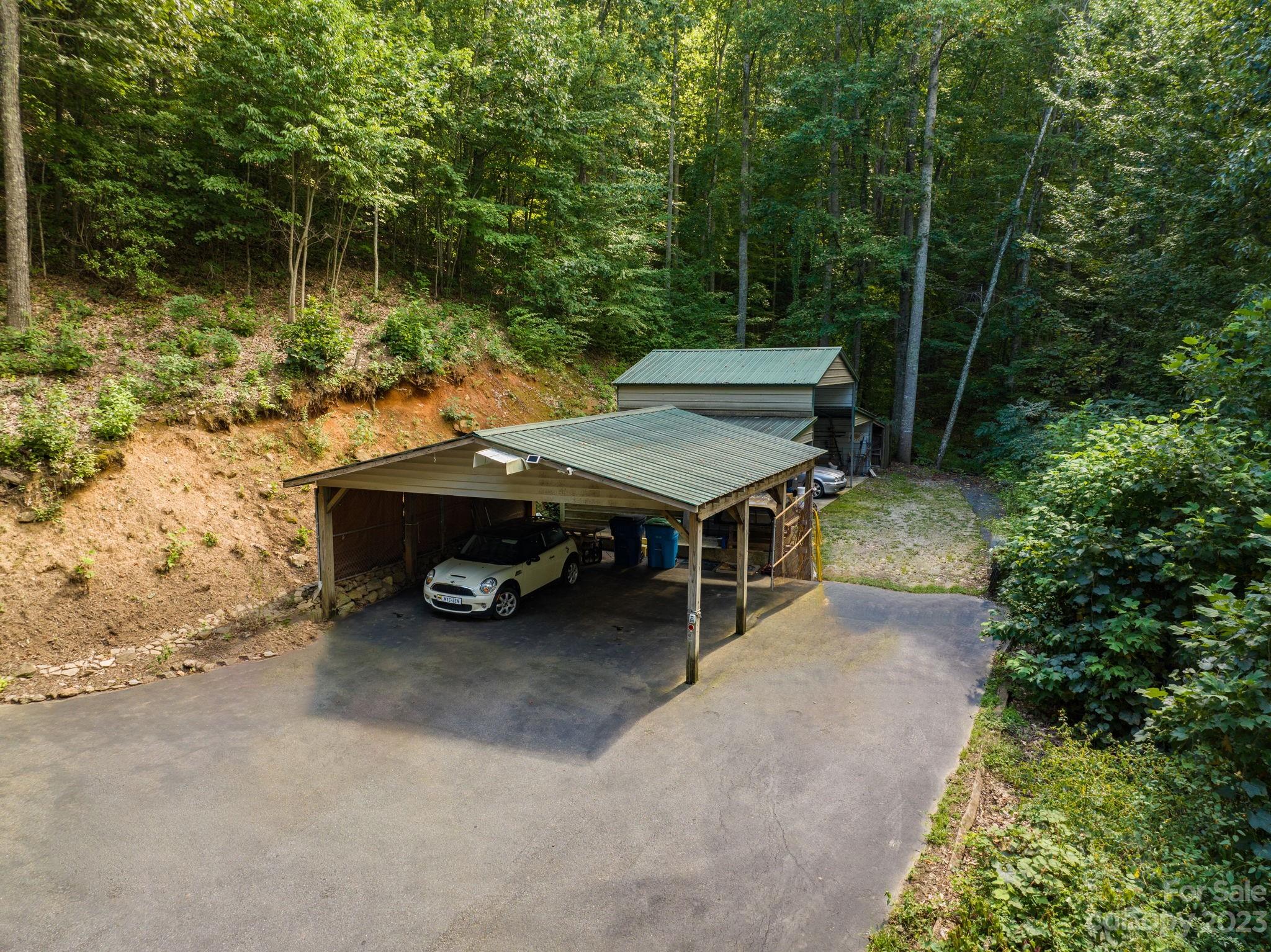 88 Long Ridge Road Candler NC 28715