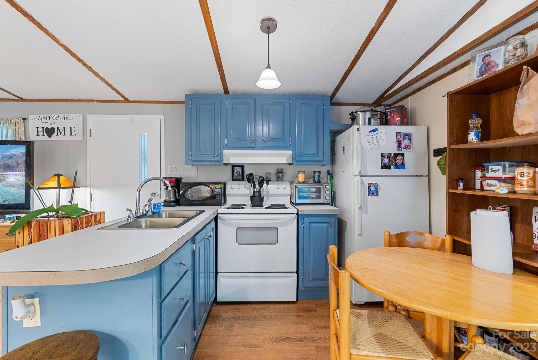 88 Long Ridge Road Candler NC 28715