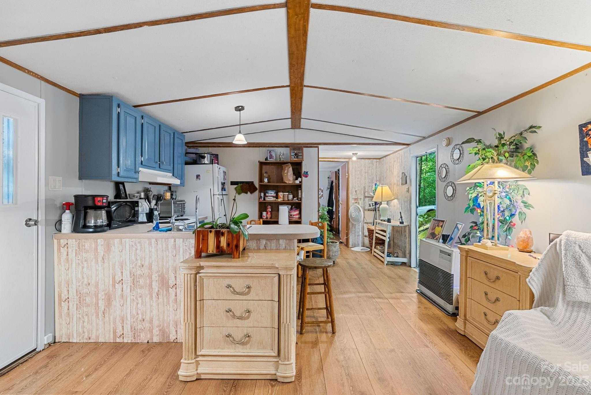 88 Long Ridge Road Candler NC 28715