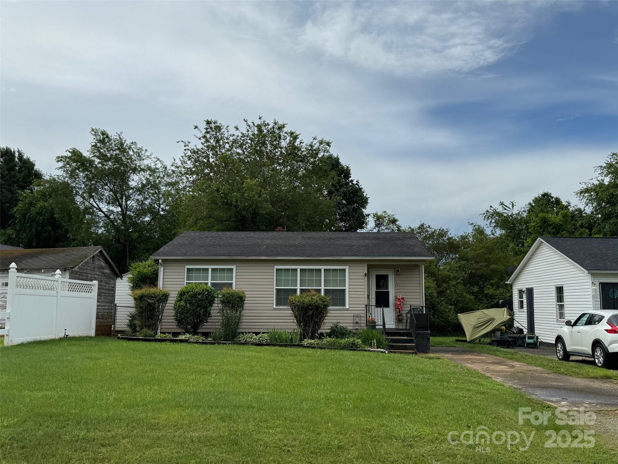 203 Brittain Drive Morganton NC 28655