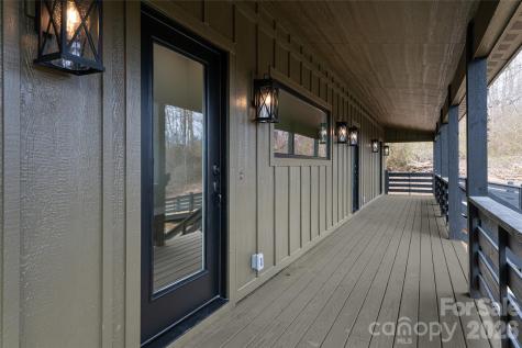 153 Hackleburg Lane Hendersonville NC 28792