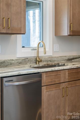 153 Hackleburg Lane Hendersonville NC 28792