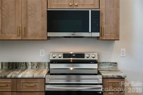 153 Hackleburg Lane Hendersonville NC 28792