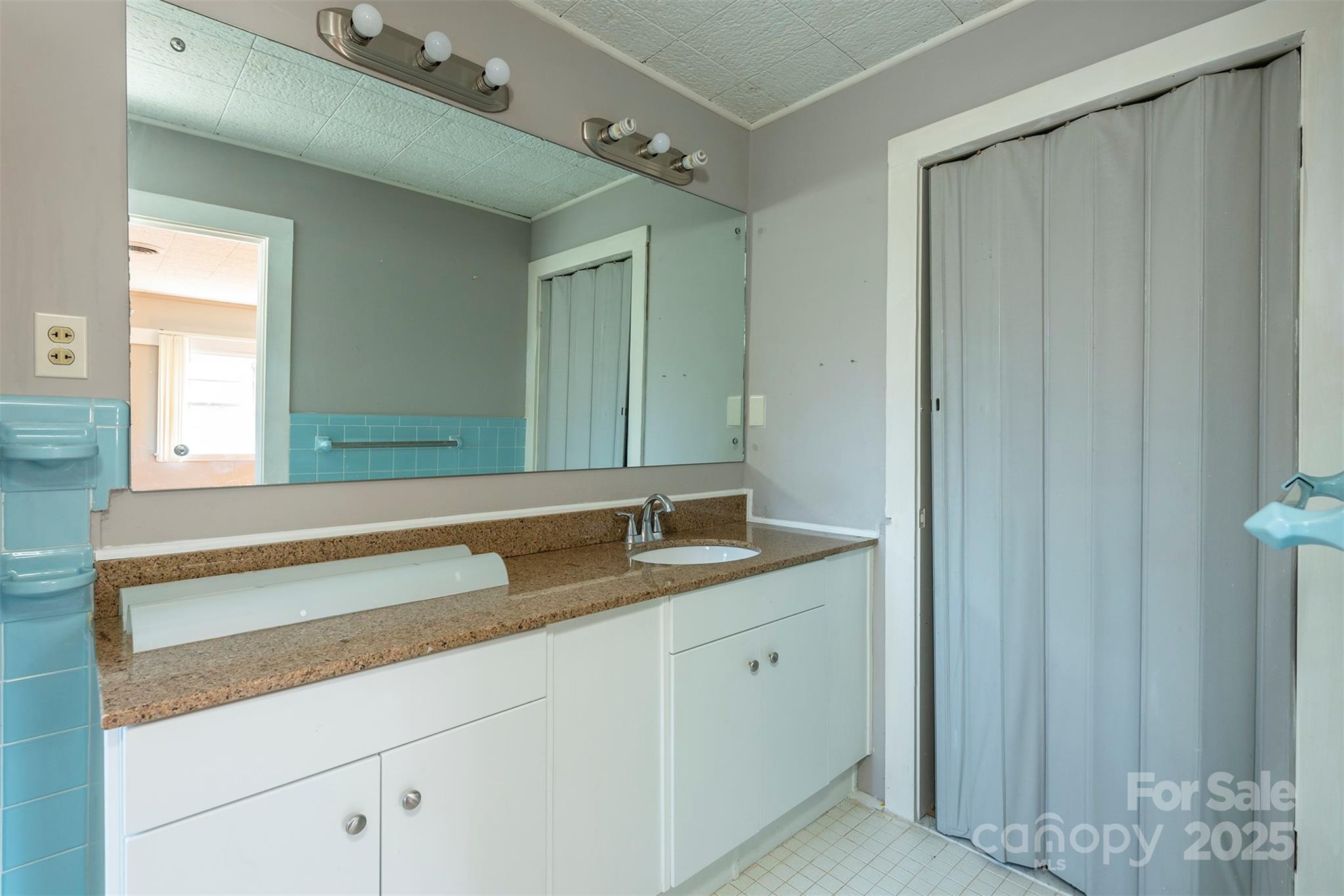 1779 Pisgah Highway Candler NC 28715