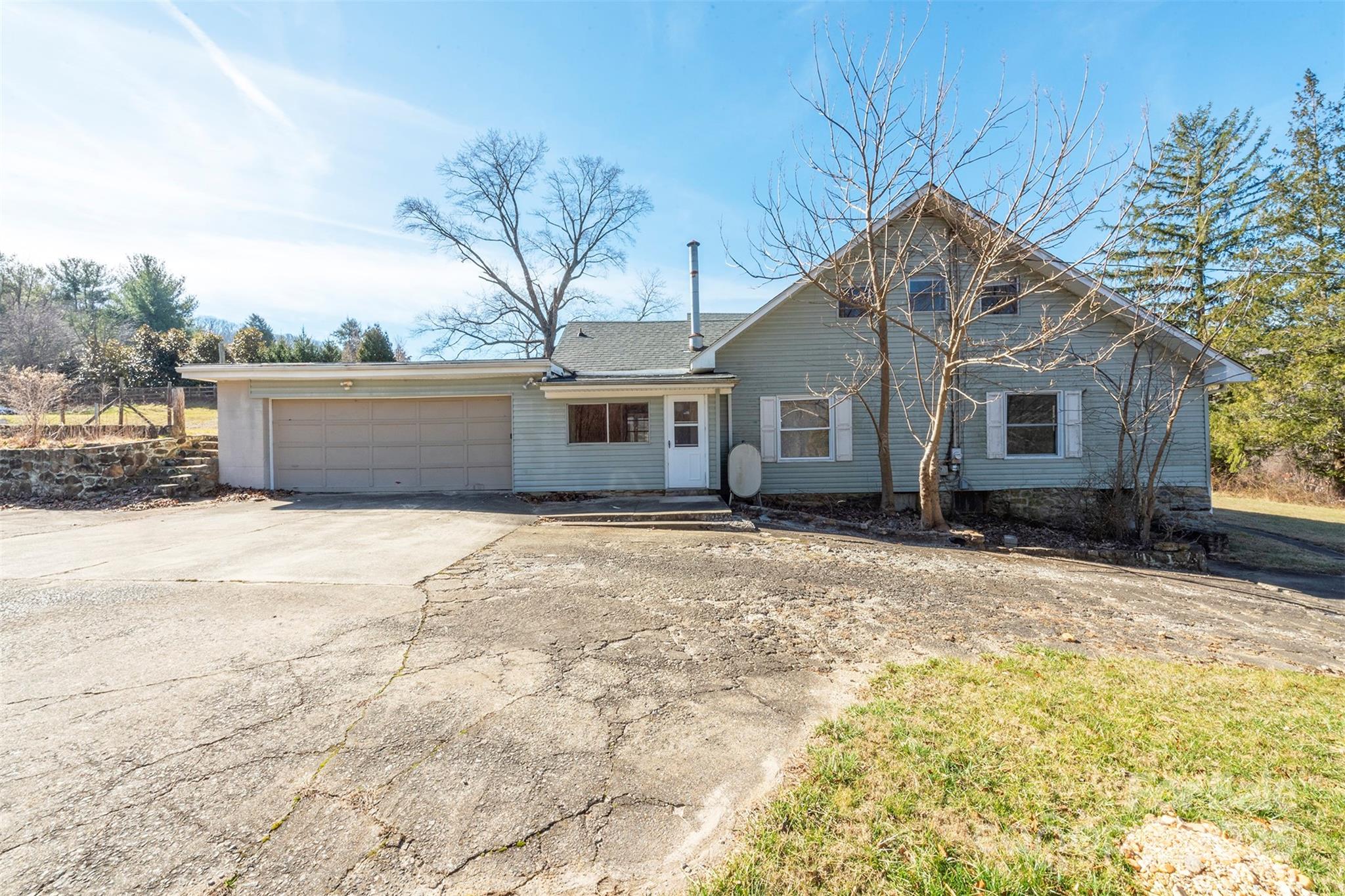 1779 Pisgah Highway Candler NC 28715