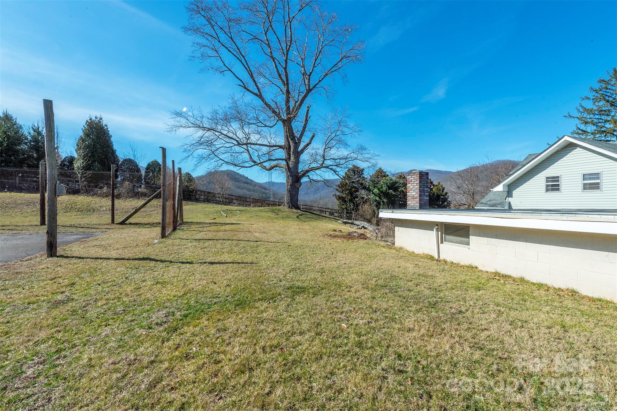 1779 Pisgah Highway Candler NC 28715