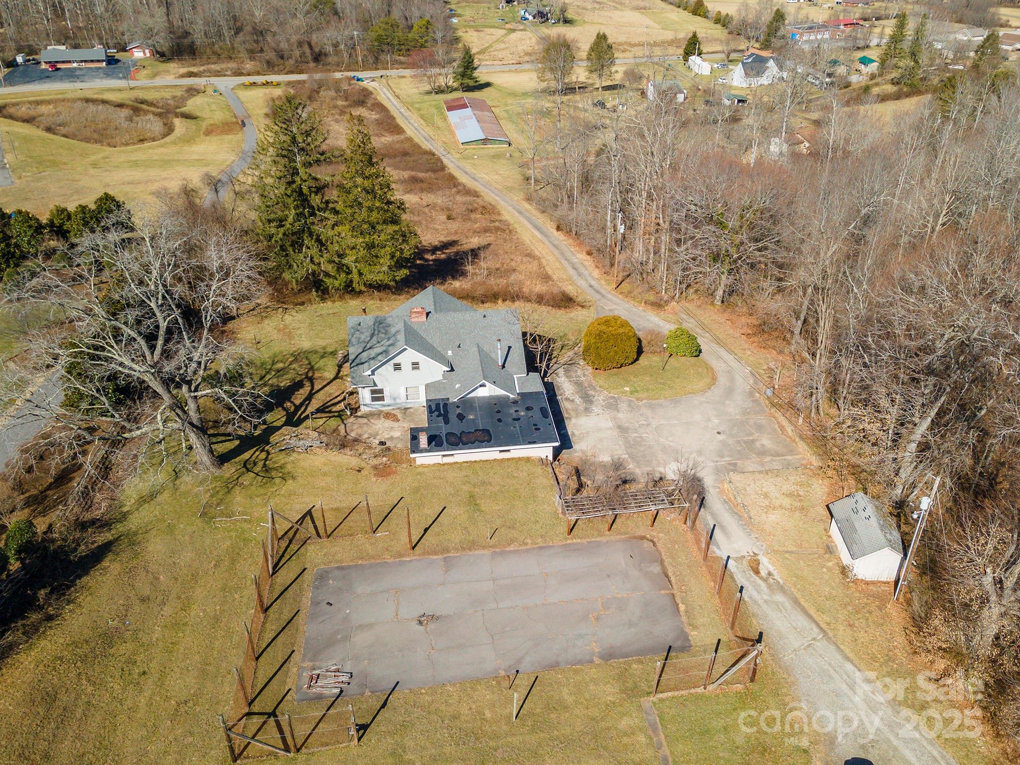 1779 Pisgah Highway Candler NC 28715