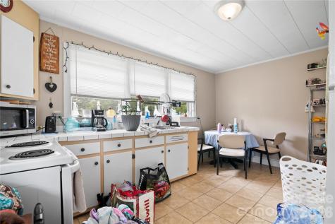 3354 Clay Apartments Court Lenoir NC 28645