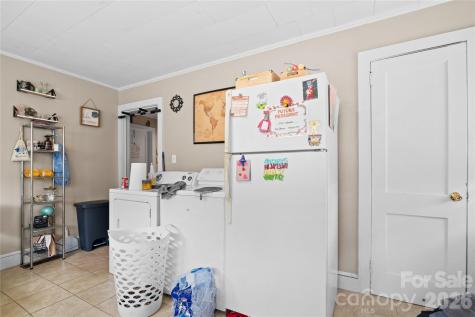 3354 Clay Apartments Court Lenoir NC 28645