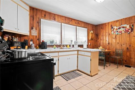 3354 Clay Apartments Court Lenoir NC 28645