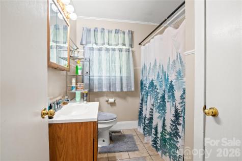 3354 Clay Apartments Court Lenoir NC 28645